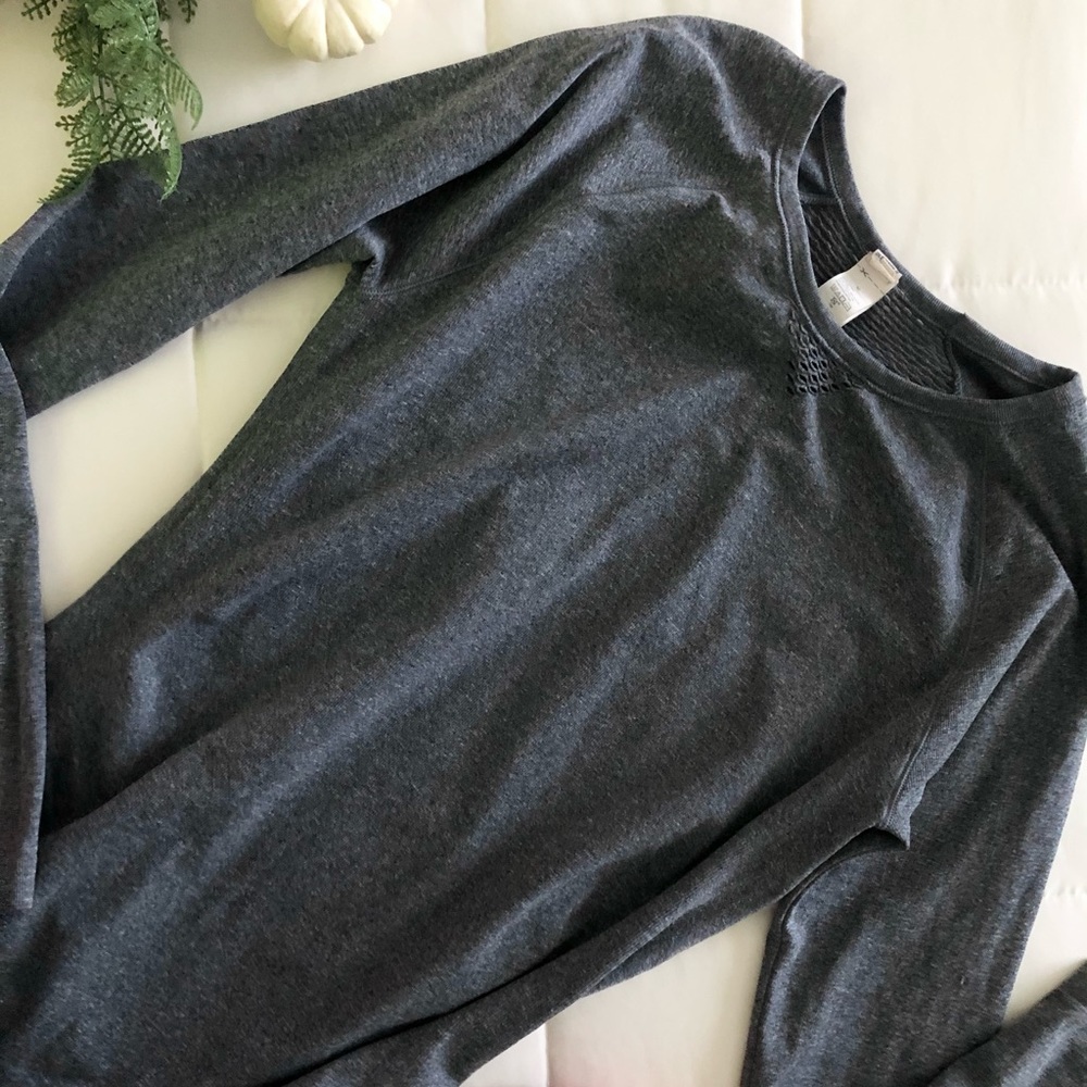 Old navy Athletic Long sleeve Grey Top